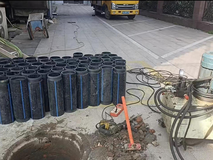 涿州PE置换管厂家 DN315置换管 非开挖管短管置换